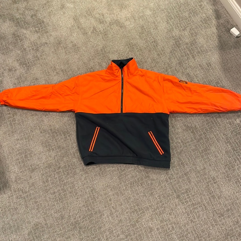 Midweight fleece pullover. Perfect for hunting or outdoor recreation.